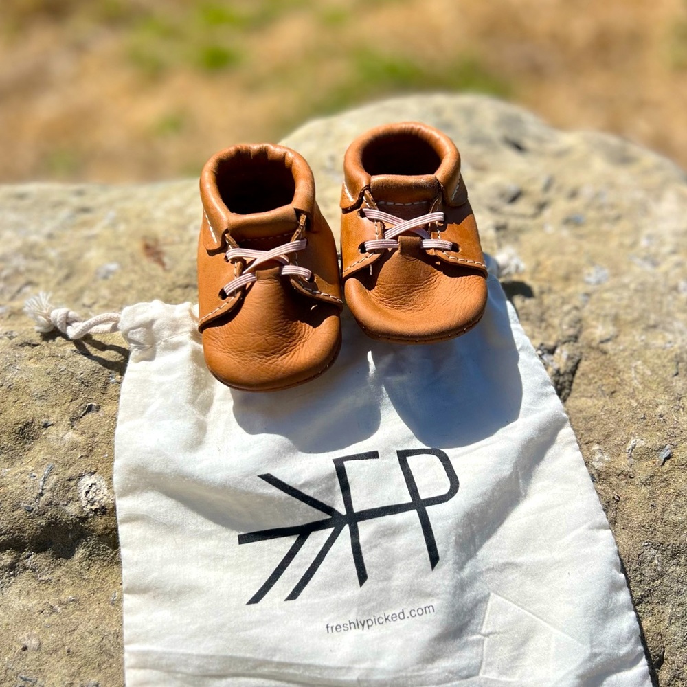 Freshly Picked Oxford Cedar Baby Shoes (size1)